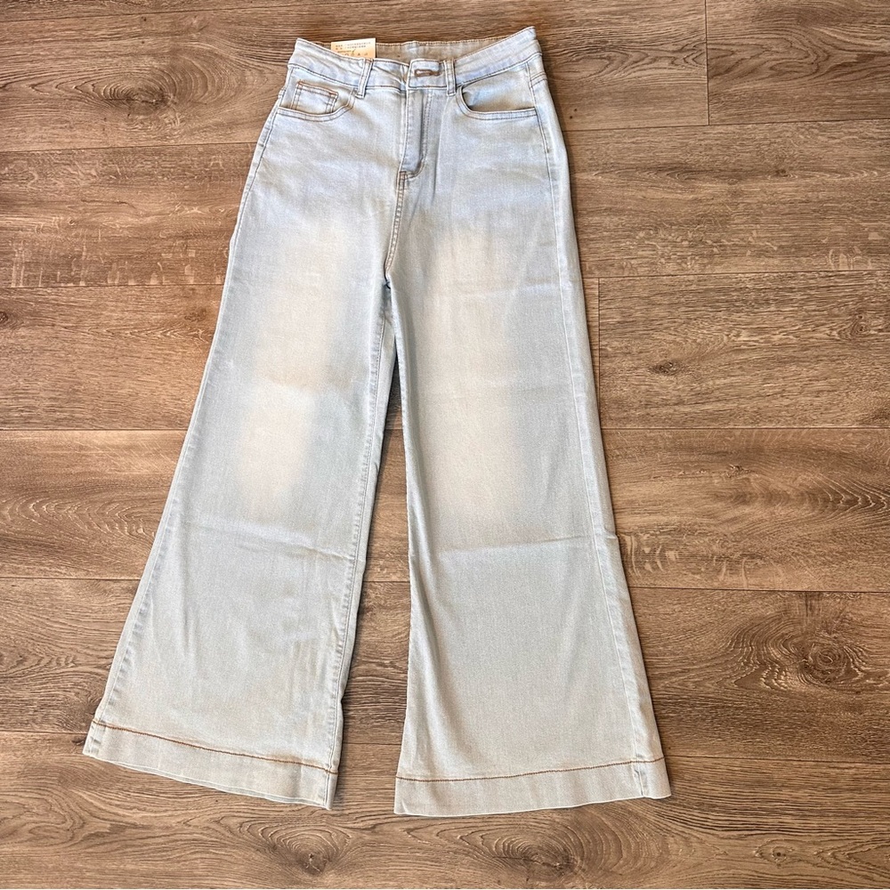 Light Blue Wide-Leg Women Jeans
